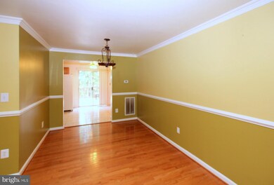 6826 Amber Hill Ct, District Heights, MD 20747 - photo 7