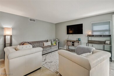 1351 Curlew Ave unit 104, Naples, FL 34102 - photo 5