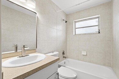 1908 NW Nw 4th Ave unit 220, Boca Raton, FL 33432 - photo 2