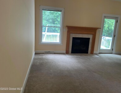 41 Rockrose Dr, East Greenbush, NY 12061 - photo 4