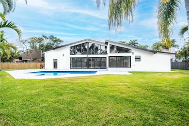 842 W Coco Plum Cir, Plantation, FL 33324 - photo 3