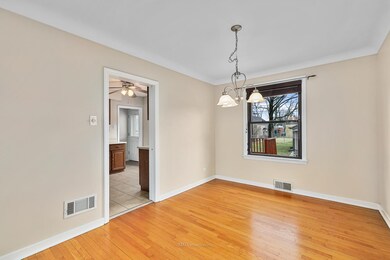 2104 Norfolk Ave, Westchester, IL 60154 - photo 5