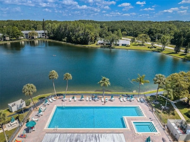 1441 Pine Glen Ln unit E2, Tarpon Springs, FL 34688 - photo 2