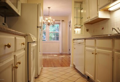 15 Le Grande Ave unit 1, Greenwich, CT 06830 - photo 7