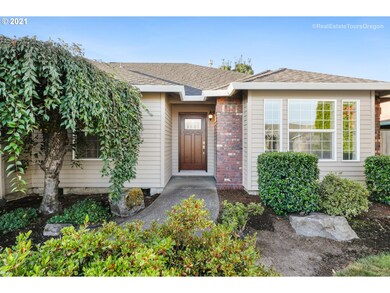 499 SE 8th Ave, Canby, OR 97013 - photo 2