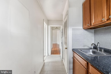 1126 S Carolina Ave SE, Washington, DC 20003 - photo 6