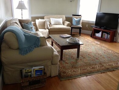 4 Lowell Ave unit 2, Newton, MA 02460 - photo 5