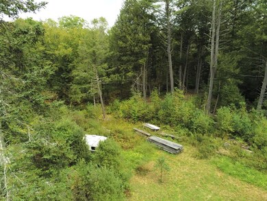 343 W Unity Rd, Claremont, NH 03743 - photo 6