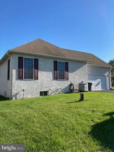 37 Allegheny St, Boyertown, PA 19512 - photo 5