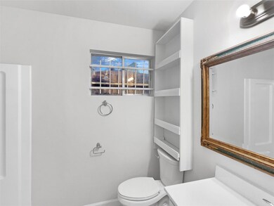 6110 Arthington St, Houston, TX 77053 - photo 6