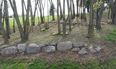 Parklike setting April 2025 photo