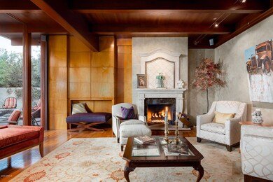 04 Living Room