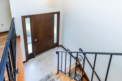 10 Arbor St, MerriMacK, NH 03054 - photo 6