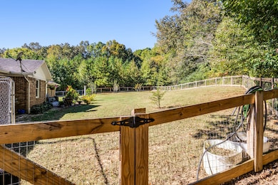160 Ginger Ln, Camden, TN 38320 - photo 5