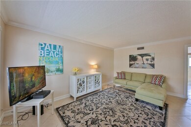 1100 Gulf Shore Blvd N unit 207, Naples, FL 34102 - photo 2