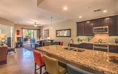 36600 kitchen toward great rm