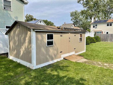 22 Donnelly Dr, Rensselaer, NY 12144 - photo 5