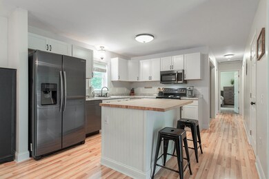 68 Colony Ln, New Hampton, NH 03256 - photo 3