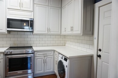 1912 Ridgewood St, Houston, TX 77006 - photo 4