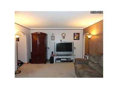 Nice sized living room