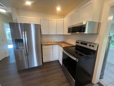 3721 Wylly Ave, Brunswick, GA 31520 - photo 4