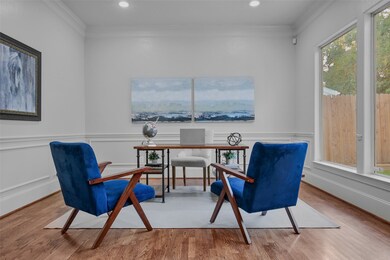 828 Seagler Rd, Houston, TX 77042 - photo 5