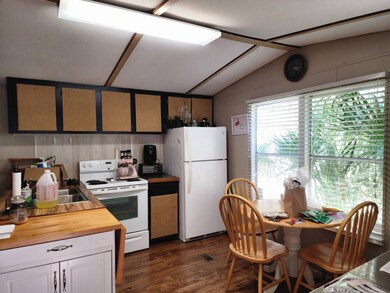 107 Stag Ct unit 107, Inverness, FL 34450 - photo 5