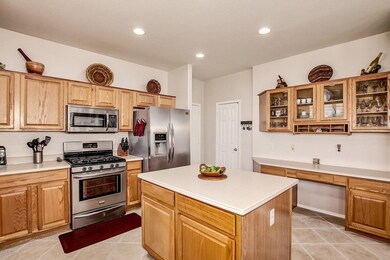 Lots of cabinet & counter space