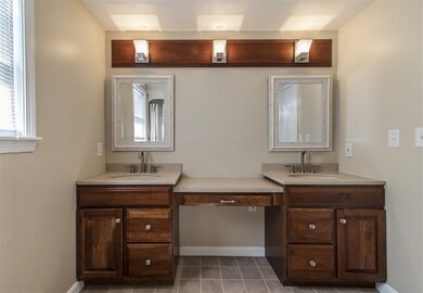 42 Crestwood Dr, Danville, NH 03819 - photo 5