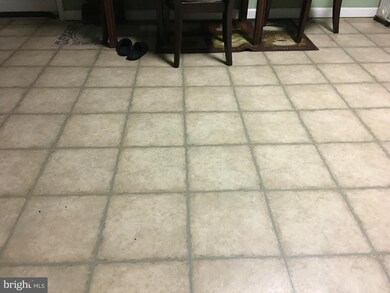 7607 Carissa Ln, Laurel, MD 20707 - photo 7