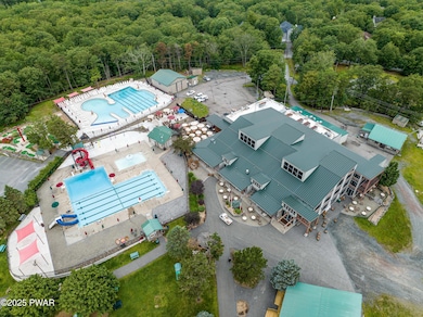 118 Pioneer Dr, Masthope, PA 18435 - photo 2