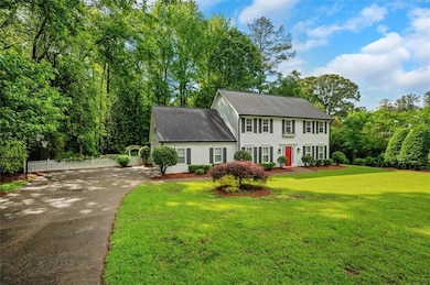 Lovely landscaped yard