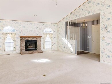 19 Clubhouse Ct, Asheville, NC 28803 - photo 3