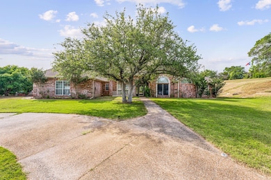 137 Westridge Trail, Weatherford, TX 76087 - photo 4