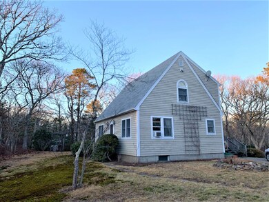37 Quantapog Rd, Oak Bluffs, MA 02557 - photo 3
