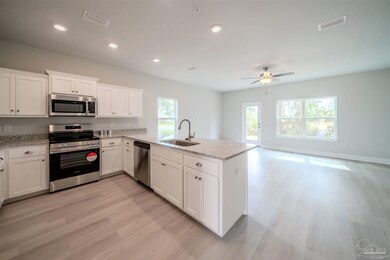 5526 Lexlee Blvd unit 7A, Bellview, FL 32526 - photo 3