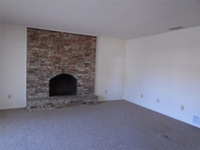 955 Minter Ln unit 957, Abilene, TX 79603 - photo 2