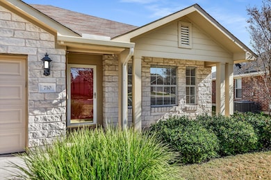710 Ranier Ln, Round Rock, TX 78665 - photo 2