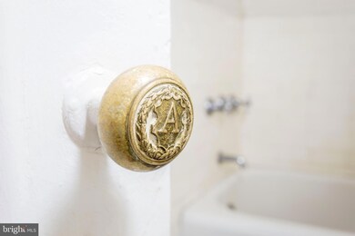 1229 Chestnut St unit 1204, Philadelphia, PA 19107 - photo 4