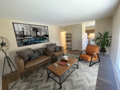 325 S Center St unit 22, Collierville, TN 38017 - photo 4