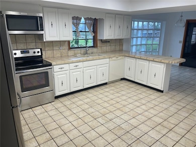 2727 Massee Rd, Davenport, FL 33837 - photo 7