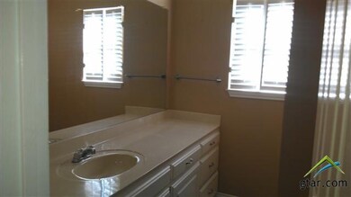 1310 1310 Spring Branch, Tyler, TX 75703 - photo 5