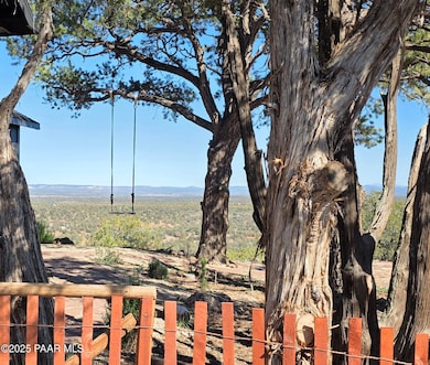 8200 W Rolling Ridge Rd, Ash Fork, AZ 86320 - photo 3