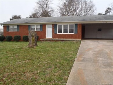 241 Shumaker Dr, Statesville, NC 28625 - photo 2