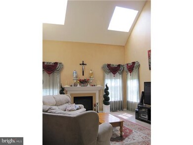 638 Hoffman Blvd, Spring City, PA 19475 - photo 6