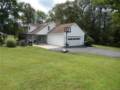 110 Gallagher Rd, Whitehall, PA 18052 - photo 6