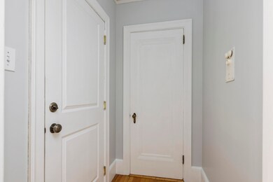 290 Baxter Blvd_003