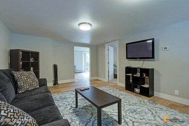 3107 Willow St unit 2, Anchorage, AK 99517 - photo 4
