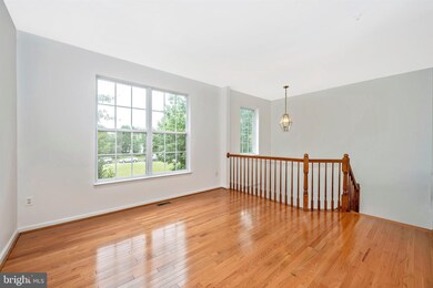 21202 Delevan Way, Germantown, MD 20876 - photo 6
