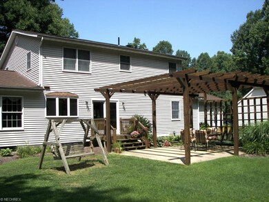 2255 Chimney Ridge Dr, Madison, OH 44057 - photo 6